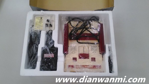 任天堂現(xiàn)場開箱30年前的未開封紅白機 任天堂 塞爾達傳說 Famicom 任天堂SWITCH  第6張