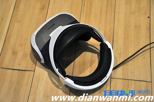 PS VR國(guó)行版 佩戴舒適但連線實(shí)在太多 PlayStation VR 索尼 VR及其它  第4張