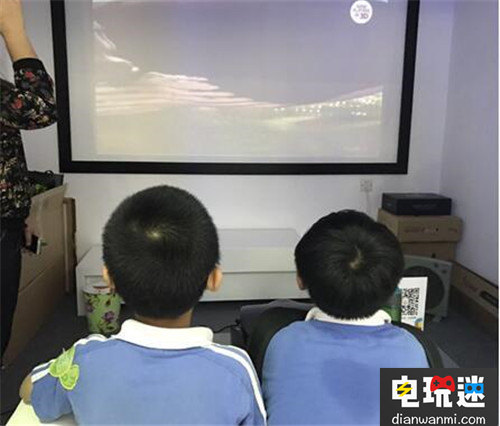 高交會(huì)黑科技大盤(pán)點(diǎn):神畫(huà)AR投影電視成現(xiàn)場(chǎng)人氣王 神畫(huà)AR 高交會(huì) VR及其它 第7張 高交會(huì)黑科技大盤(pán)點(diǎn):神畫(huà)AR投影電視成現(xiàn)場(chǎng)人氣王 神畫(huà)AR 高交會(huì) VR及其它 第7張