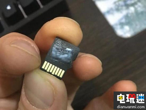 Switch火爆之下出現(xiàn)隱情:機身太熱竟把SD卡給燒融化了 主機過熱 Switch 任天堂SWITCH 第1張 Switch火爆之下出現(xiàn)隱情:機身太熱竟把SD卡給燒融化了 主機過熱 Switch 任天堂SWITCH 第1張