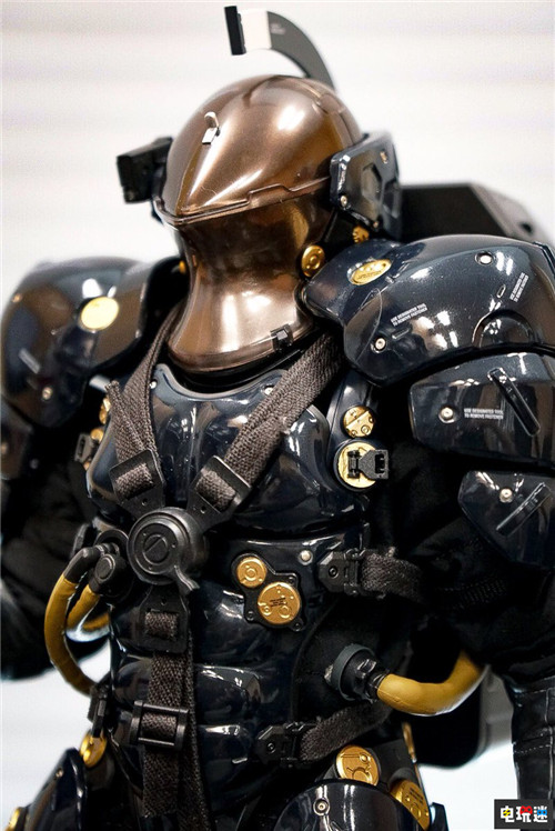 小島工作室將于WF2019推出黑色版LUDENS WF2019 死亡擱淺 小島秀夫 小島工作室 索尼PS 第4張 小島工作室將于WF2019推出黑色版LUDENS WF2019 死亡擱淺 小島秀夫 小島工作室 索尼PS 第4張