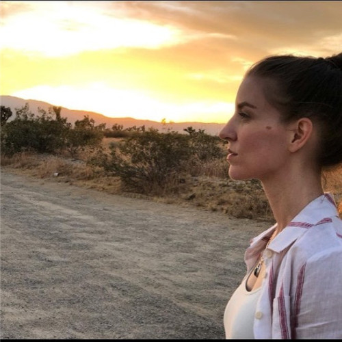 《生化危機8》女巫真人演員罹患結腸癌離世 年僅39歲 單機游戲 Jeanette Maus 卡普空 生化危機8 電玩迷資訊 第3張 《生化危機8》女巫真人演員罹患結腸癌離世 年僅39歲 單機游戲 Jeanette Maus 卡普空 生化危機8 電玩迷資訊 第3張