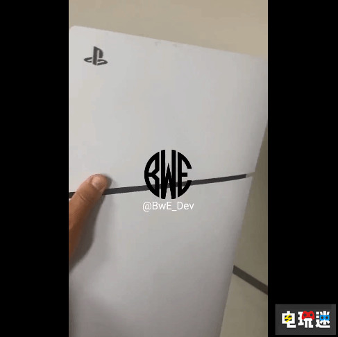 索尼PS5新機型疑似流出 可能包含可拆卸光驅(qū) 光驅(qū)版 數(shù)字版 光驅(qū) PS5 索尼 PS5 Slim 索尼PS  第2張